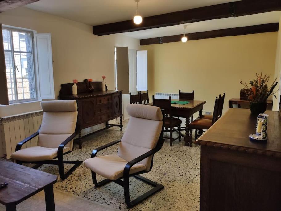 Casa Carmina: Casa Para Pequenos Grupos En El Corazon De Galicia O Irixo المظهر الخارجي الصورة